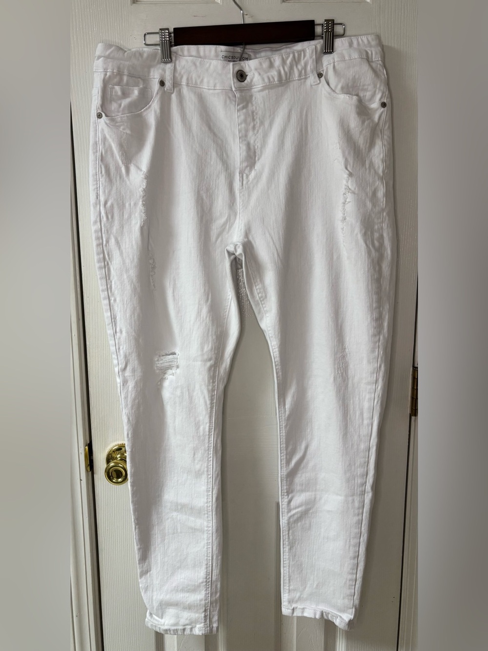 Chicsoul White Distressed Women's Stretch Jeans